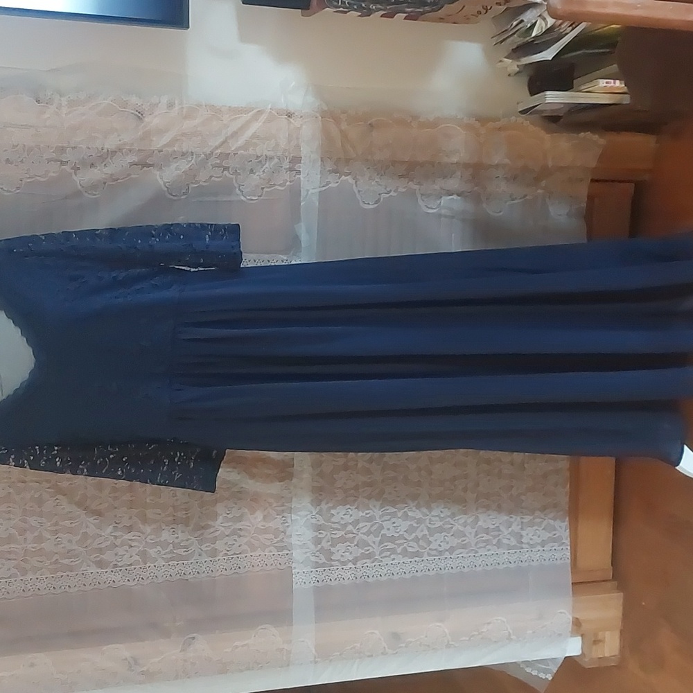 Nemidor Vintage Deep V navy blue lace top size 18 long maxi dress. New with tags